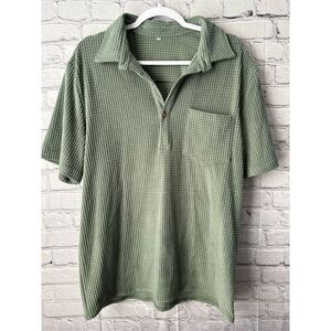Men’s Medium Sage Green Waffle Polo Pocket T-shirt Button Up